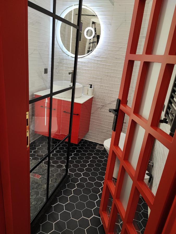 Amnesia House Apartment *